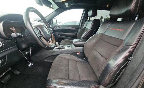 Granite Crystal Metallic Clearcoat 2020 Jeep Grand Cherokee Trailhawk