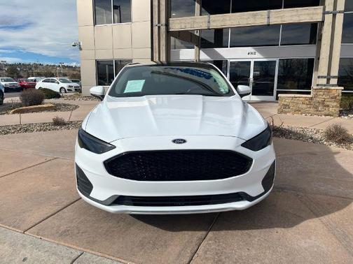 2020 Ford Fusion SE