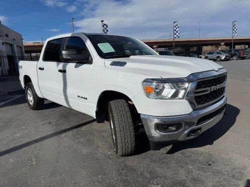 Bright White Clearcoat 2023 RAM 1500 Big Horn/Lone Star