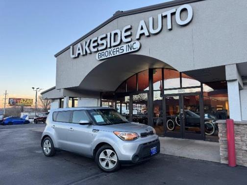 2016 Kia Soul Base