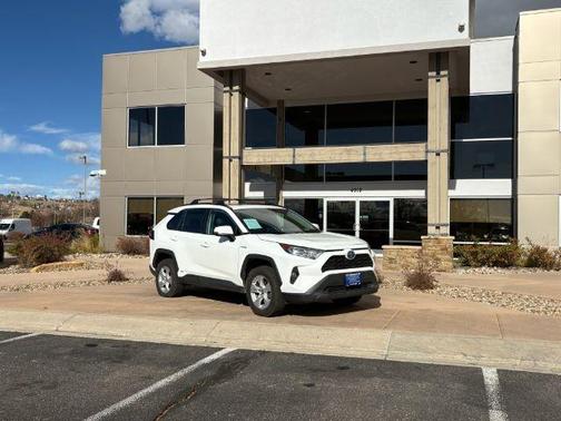 2019 Toyota RAV4 Hybrid XLE