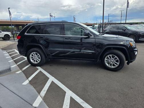 2018 Jeep Grand Cherokee Laredo E