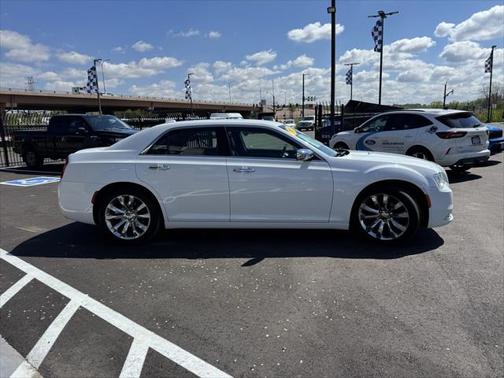 2019 Chrysler 300 Limited