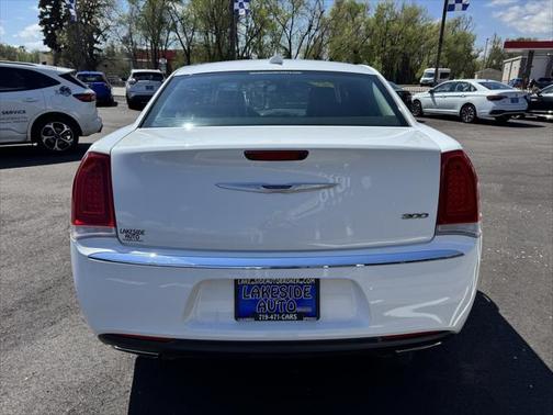 2019 Chrysler 300 Limited