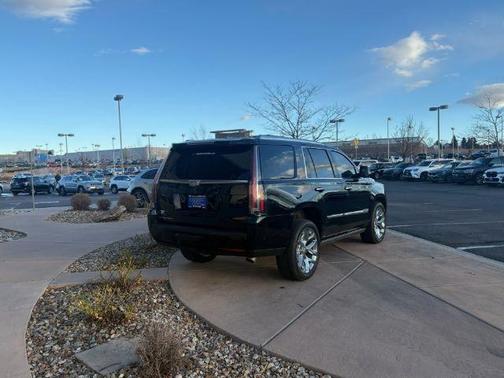 2017 Cadillac Escalade Platinum