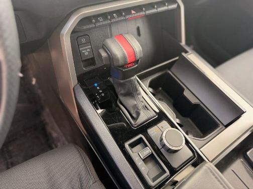 2025 Toyota Sequoia SR5