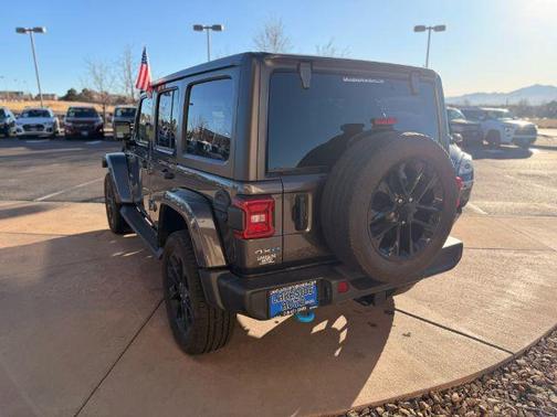 Granite Crystal Metallic Clearcoat 2022 Jeep Wrangler Unlimited 4xe Sahara