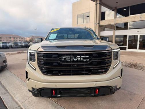 2022 GMC Sierra 1500 AT4X