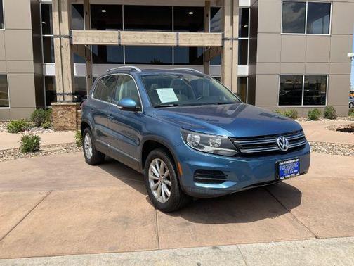 Pacific Blue Metallic 2017 Volkswagen Tiguan 2.0T Wolfsburg Edition