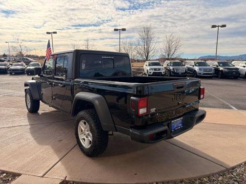 2023 Jeep Gladiator Sport S