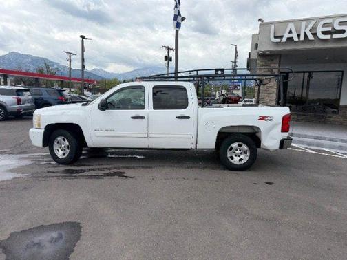 Summit White 2011 Chevrolet Silverado 1500 LT