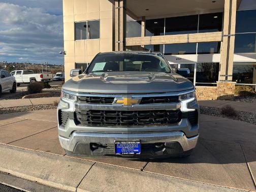 Sterling Gray Metallic 2025 Chevrolet Silverado 1500 LT