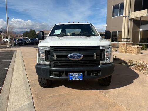Oxford White 2017 Ford F-350 XL