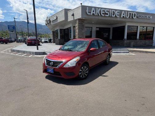 Cayenne Red 2018 Nissan Versa 1.6 SV