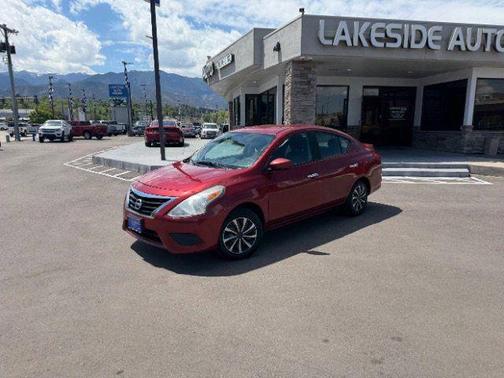 Cayenne Red 2018 Nissan Versa 1.6 SV