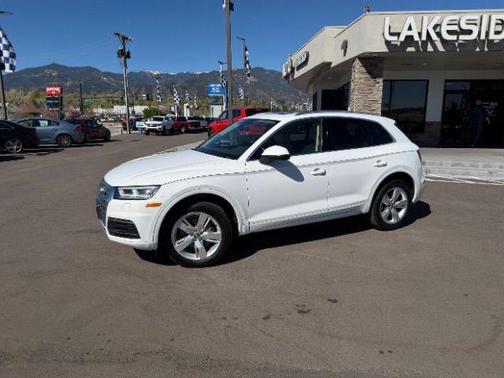 Ibis White 2018 Audi Q5 2.0T Tech Premium