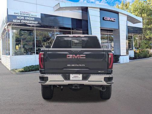2025 GMC Sierra 3500 SLT