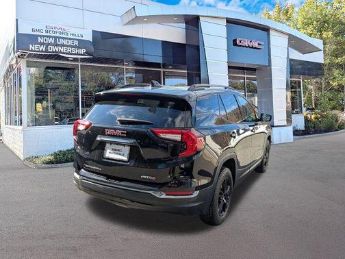 2023 GMC Terrain AWD AT4