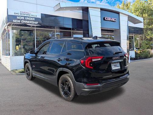 2023 GMC Terrain AWD AT4