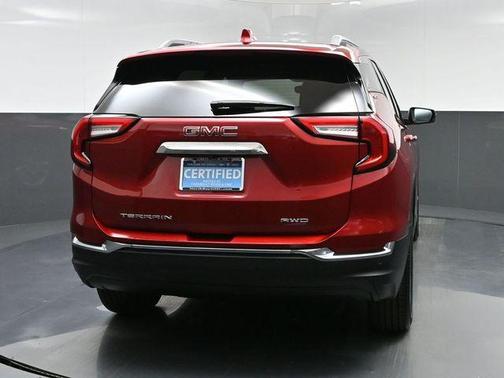 2022 GMC Terrain SLT