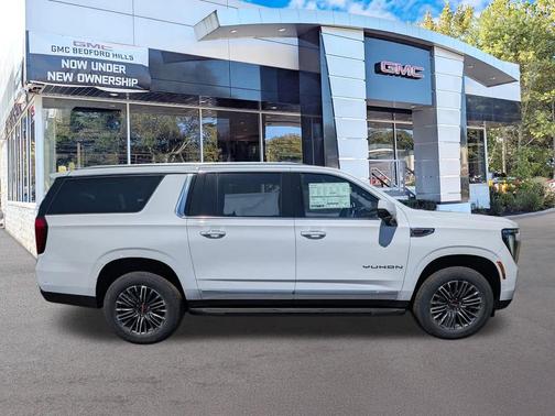 Summit White 2026 GMC Yukon XL 4WD Elevation