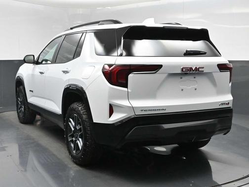 Summit White 2026 GMC Terrain AWD AT4