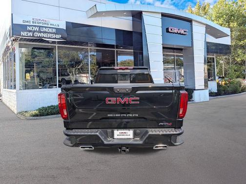 Onyx Black 2026 GMC Sierra 1500 AT4