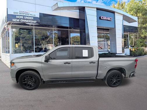 Sterling Gray Metallic 2023 Chevrolet Silverado 1500 Custom