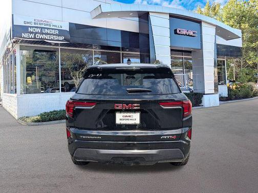 2026 GMC Terrain AWD AT4