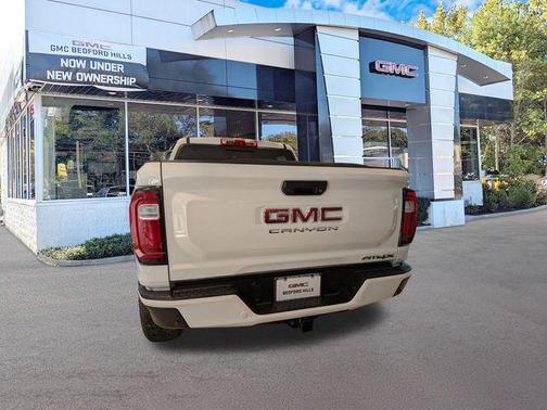 2025 GMC Canyon AT4