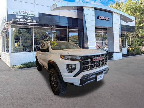 2025 GMC Canyon AT4