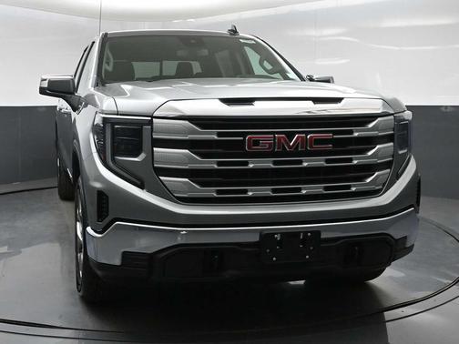 Sterling Metallic 2026 GMC Sierra 1500 SLE