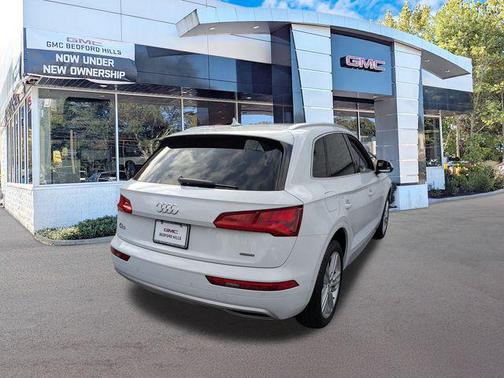 2020 Audi Q5 45 Prestige