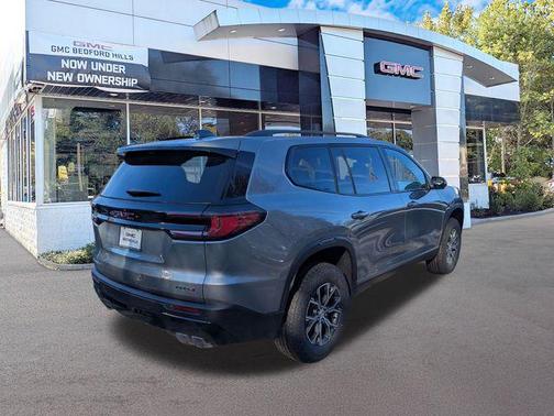 2026 GMC Acadia AT4 AWD
