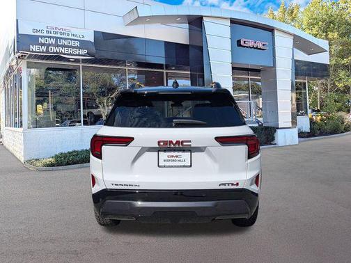 2026 GMC Terrain AWD AT4