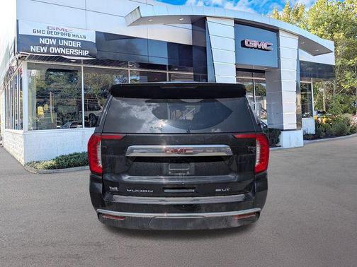 Onyx Black 2023 GMC Yukon SLT