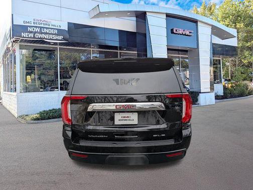 2023 GMC Yukon XL SLE