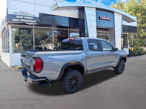 Sterling Metallic 2026 GMC Canyon Elevation