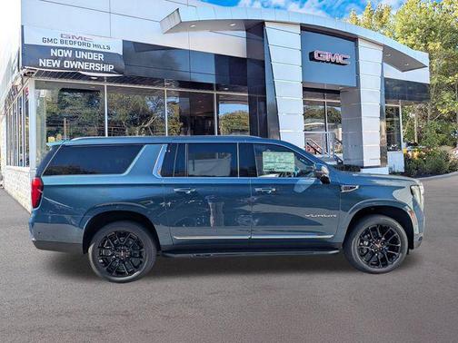 2026 GMC Yukon XL 4WD Elevation