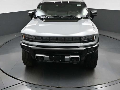 Meteorite Metallic (Gray) 2026 GMC HUMMER EV SUV 3X