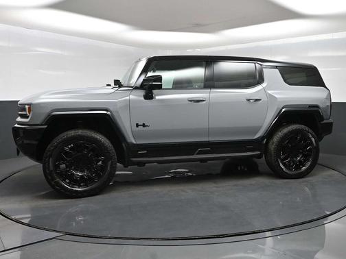 Meteorite Metallic (Gray) 2026 GMC HUMMER EV SUV 3X