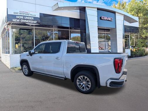 Glacier White Tricoat 2026 GMC Sierra 1500 Denali