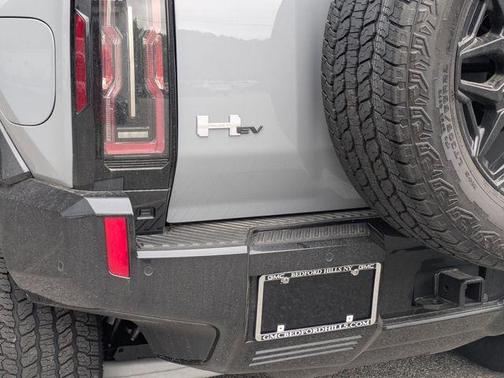 2025 GMC HUMMER EV SUV 2X