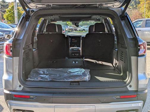 2026 GMC Acadia AWD Elevation