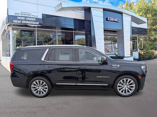 Midnight Blue Metallic 2023 GMC Yukon Denali