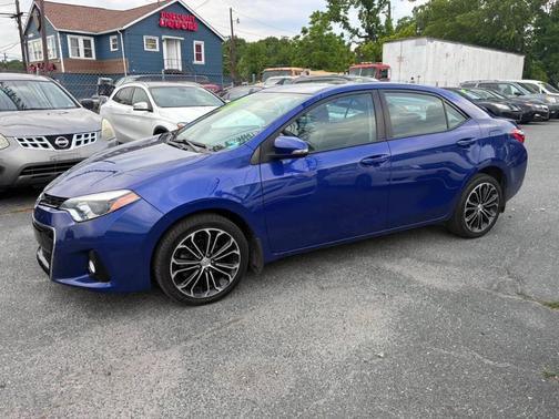 Blue 2016 Toyota Corolla L