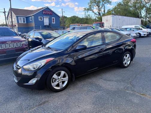 Midnight Black 2013 Hyundai ELANTRA GLS