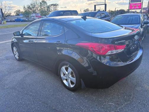 Midnight Black 2013 Hyundai ELANTRA GLS