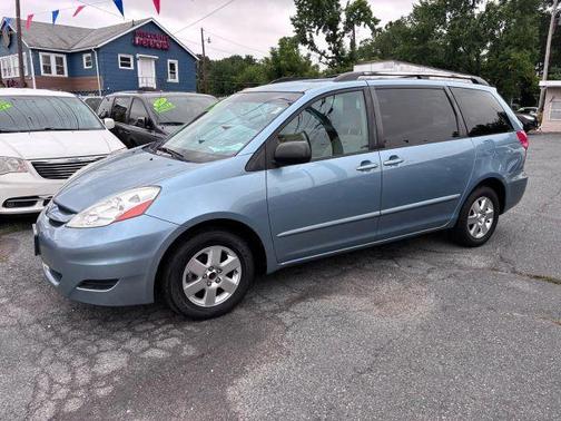 2008 Toyota Sienna LE