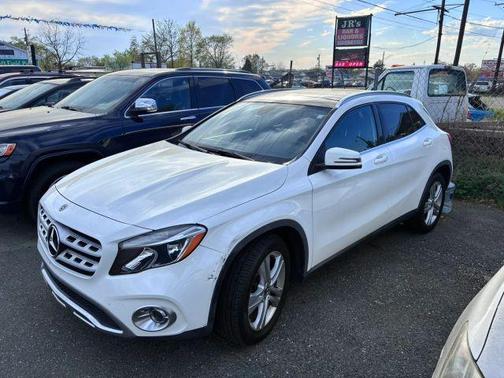 White 2018 Mercedes-Benz GLA 250 Base